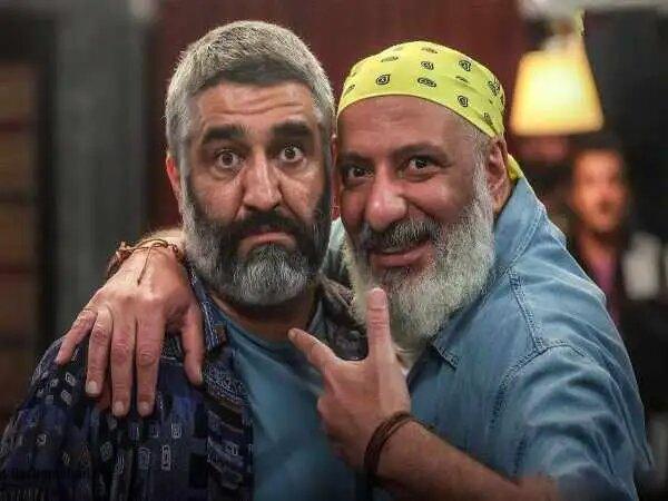 بلیت این فیلم را نیم بها بفروشید | پیشنهاد جالب سازنده «دایناسور» دایناسور
