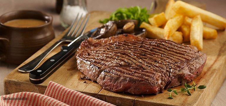 وایت استیک خانگی وایت استیک؛ استیکی متفاوت با سسی کرمی و خاص