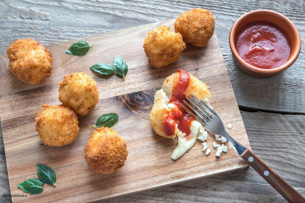Arancini fried rice balls3 غذای خیابانی ایتالیا
