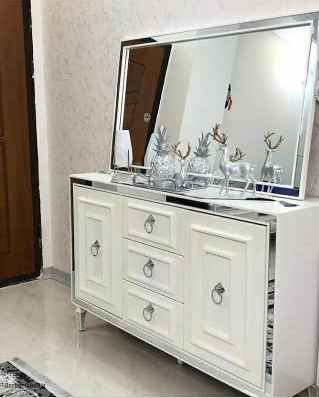 آیینه و کنسول آیینه کنسول