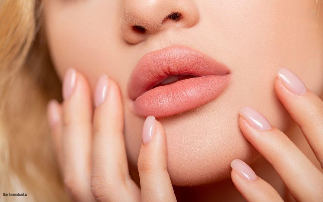 لبهای نرم لبهای نرم و زیبا