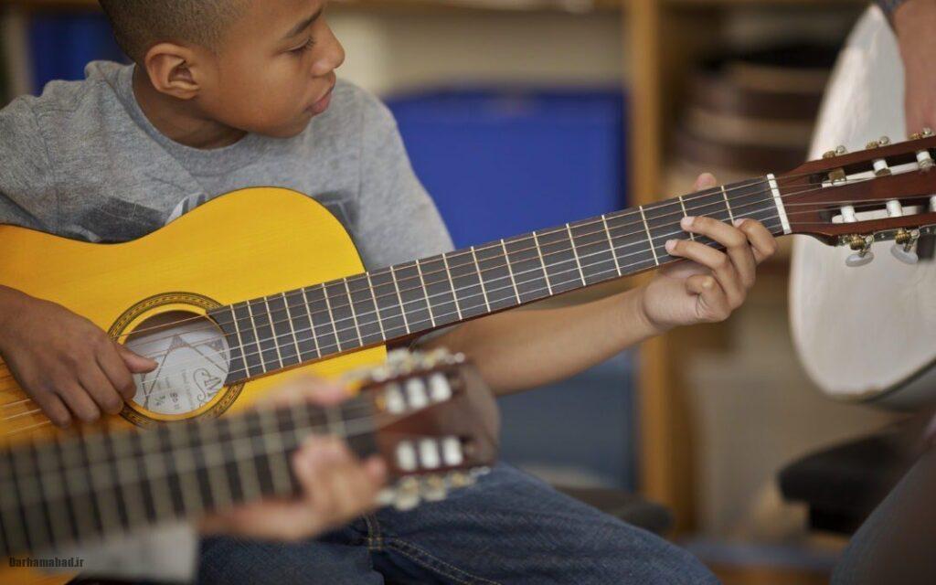 Learning music ساز