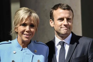 Untitled 5 8 Untitled 5 8