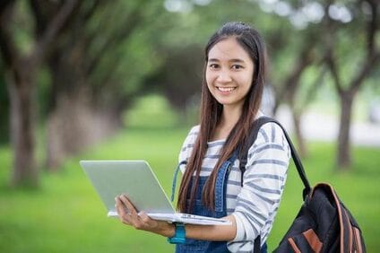 چگونه فرزندان را مدرسه فرستاد؟