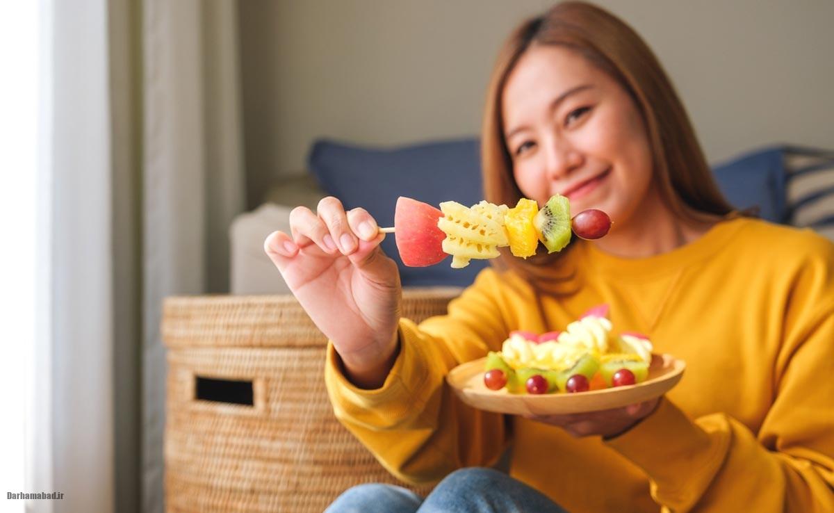 4 کار را بعد از خوردن غذا انجام ندهید! 4 کار را بعد از خوردن غذا انجام ندهید!