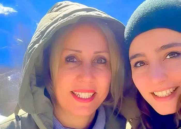 سها نیاستی و مادرش سها نیاستی ، خانواده بازیگران فیلم زن و بچه