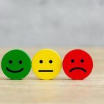 چطور احساسات خود را کامل حس کنیم؟ ۶ گام عملی برای رشد فردی