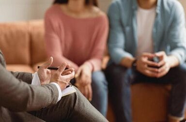 مشاوره قبل از ازدواج چه زمانی مناسب است؟