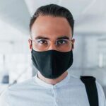 چگونه از بخار گرفتن عینک با ماسک جلوگیری کنیم؟