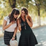 چت کردن با یک دختر