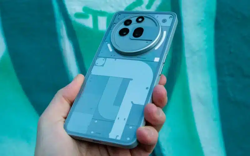 بررسی بهترین گوشی های میان رده سال ۲۰۲۵ ( از سامسونگ تا شیائومی) 5 Nothing Phone (3a) Pro