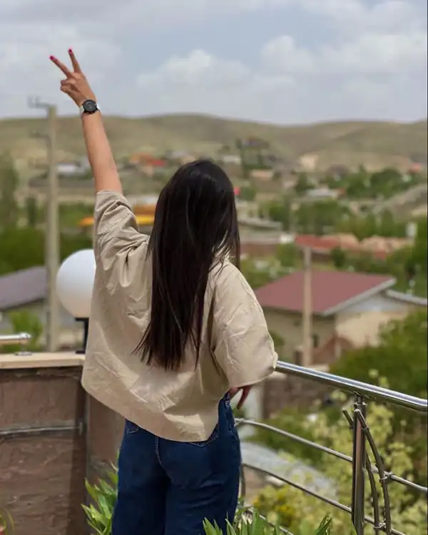 عکس دخترانه ساده