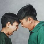 دلیل اینکه فرزندانتان با هم دعوا می کنند چیست ؟و در این زمینه چه باید کرد؟