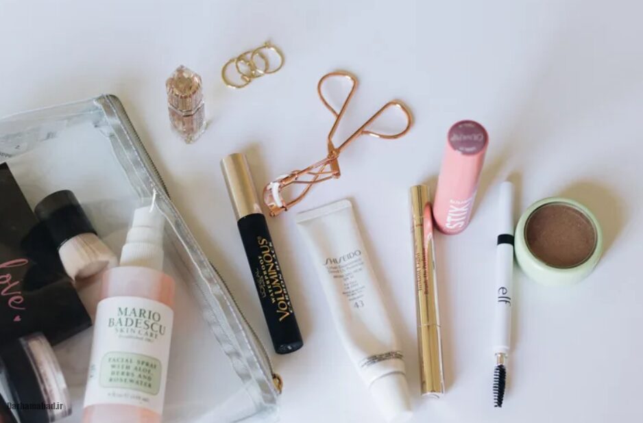 لوازم آرایش مناسب سفر