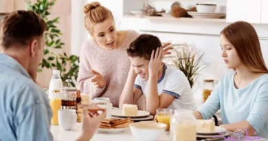 سکوت سمی در خانواده