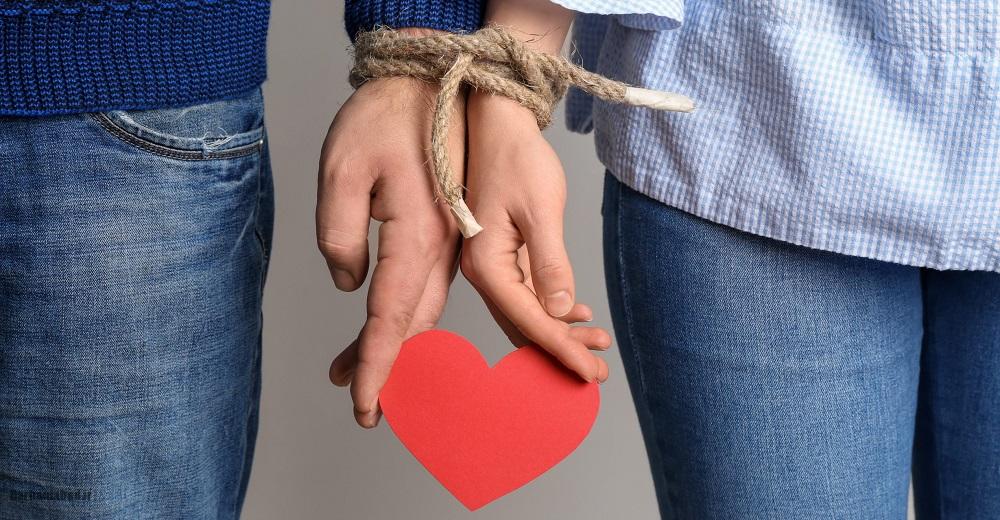 فرق عشق واقعی و وابستگی ناسالم