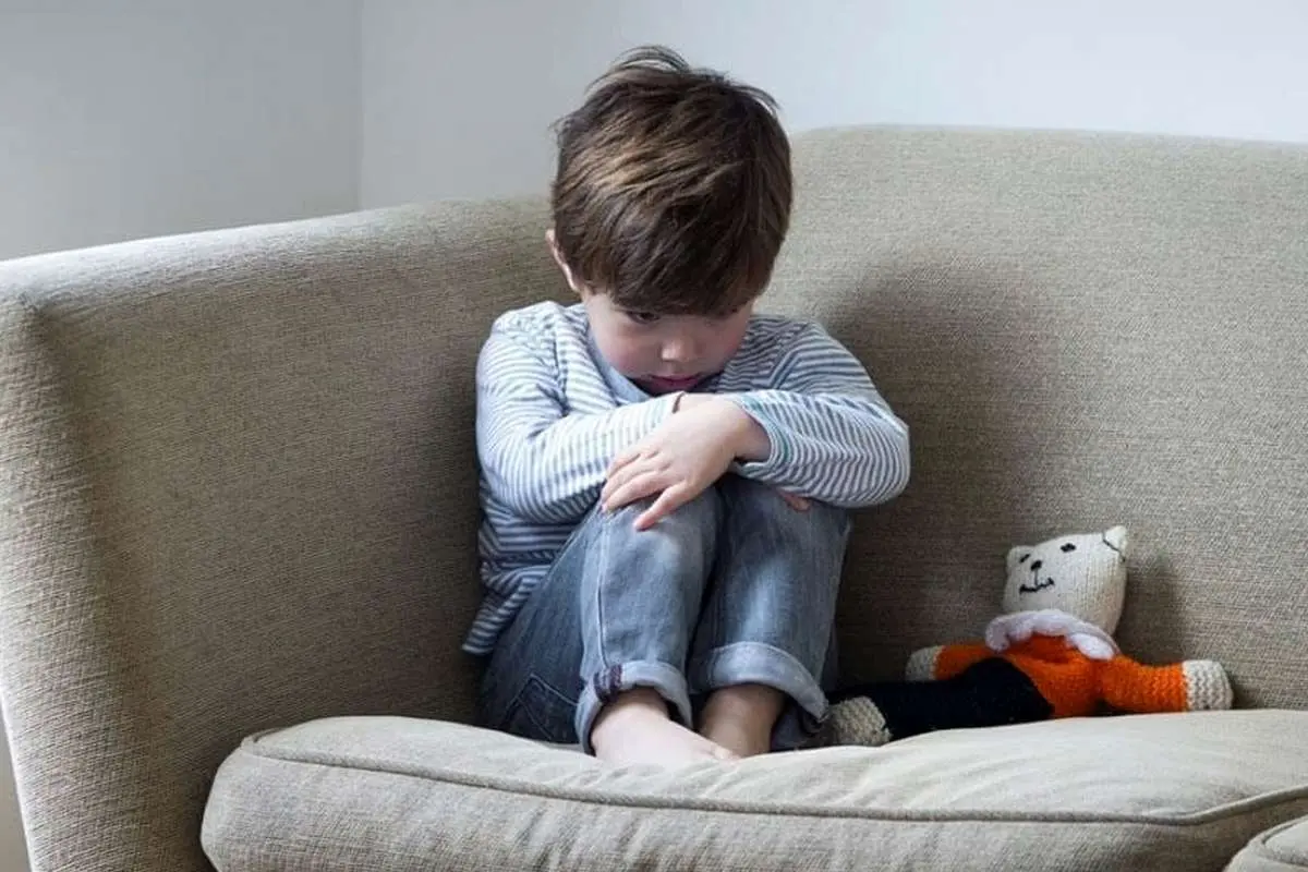 نشانه‌های کمبود محبت در کودکان