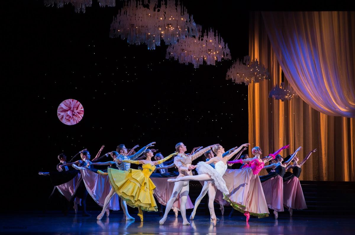 باله‌کور (Balletcore)