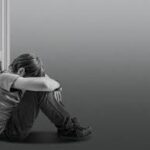 چطور با رنج‌ها روبه‌رو شویم؟ ۵ راهکار واقعی برای عبور از دردها