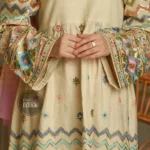 مدل مانتو سوزن دوزی شده