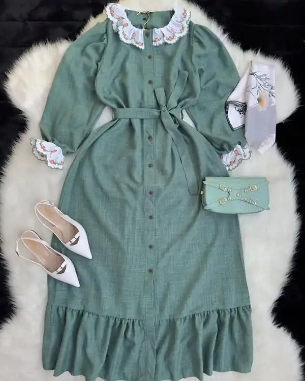 مدل مانتو ۱۴۰۴ دکمه دار