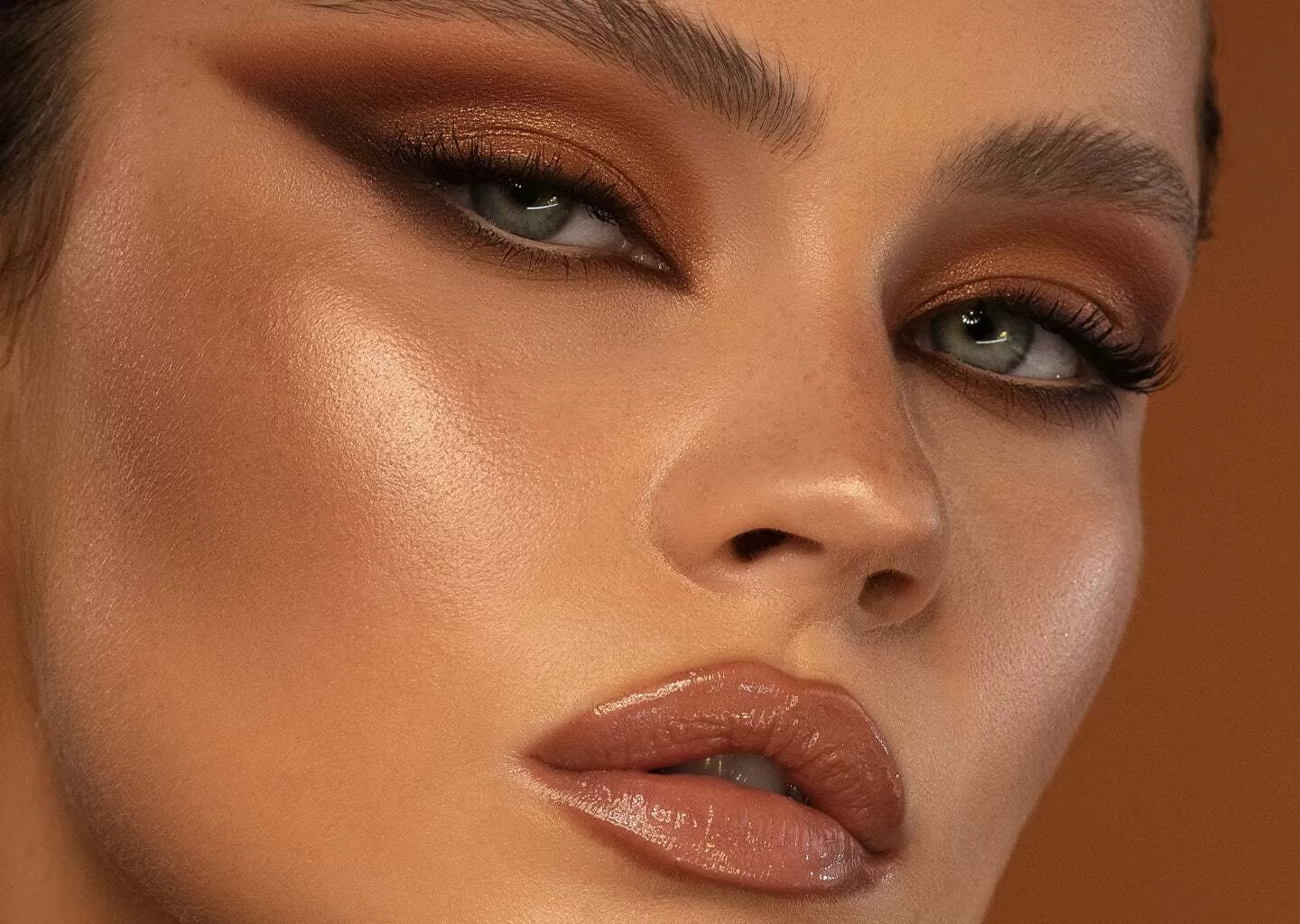 رژ لب برای پوست سبزه