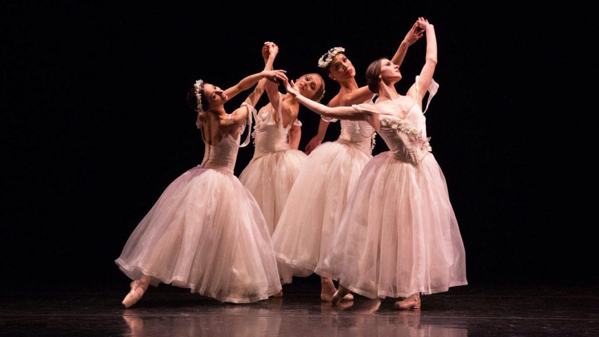 استایل باله‌کور