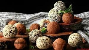 طرز تهیه توپک خرما خوشمزه و مجلسی