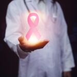 آیا سرطان سینه ارثی است؟ بررسی علمی نقش ژن_ها در بروز بیماری