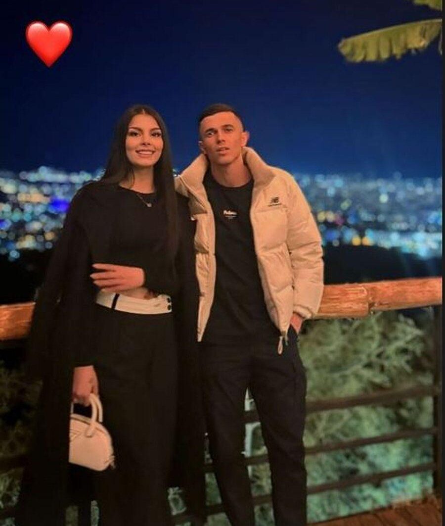 یاسر آسانی همراه با همسرش