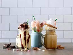 طرز تهیه میلک شیک خنک و خوشمزه؛ نوشیدنی پرطرفدار تابستانی