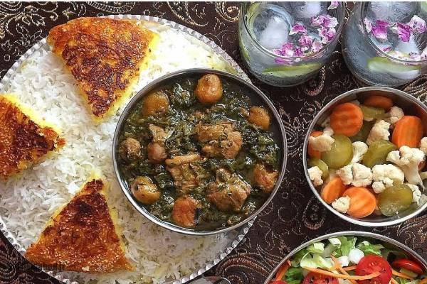 خورش آلو اسفناج؛ دستور پختی نو و آسان