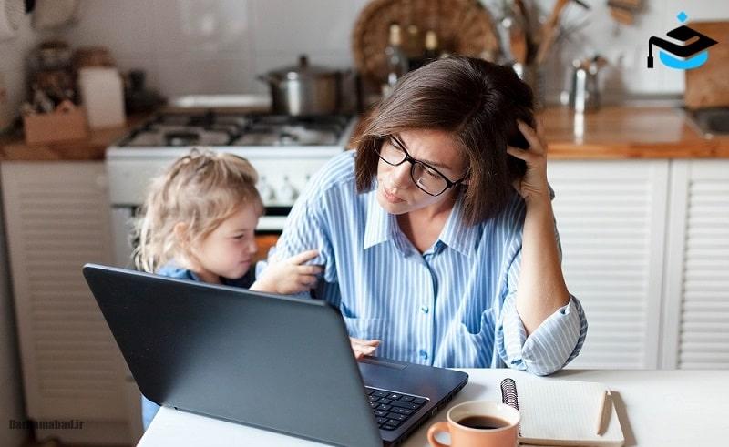 تعادل کار و زندگی والدین در خانه