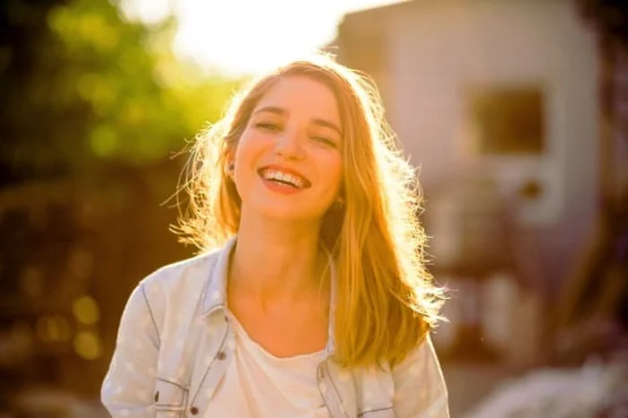 خصوصیات زن خرداد ماهی