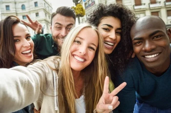 خوشبینی و امیدواری در متولدین ماه ها خوشبینی و امیدواری در متولدین ماه ها