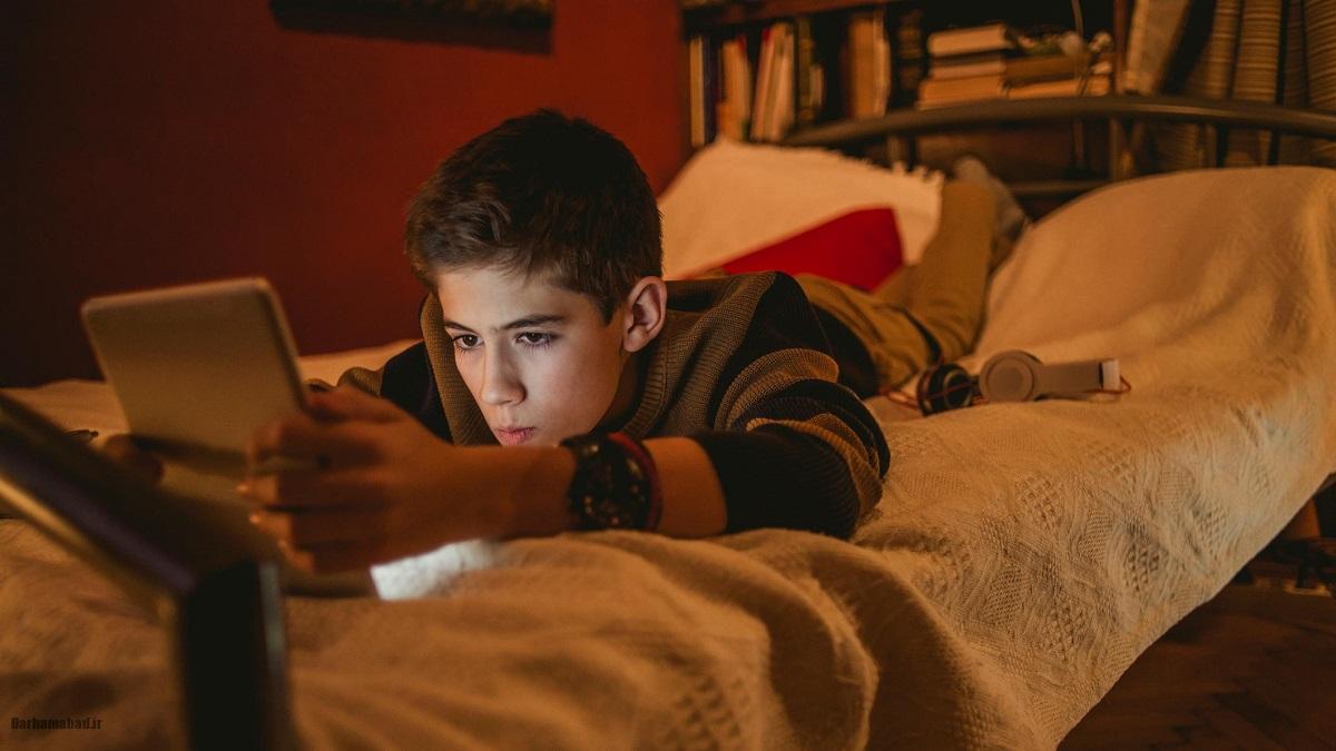 تماشای محتوا جنسی نوجوانان