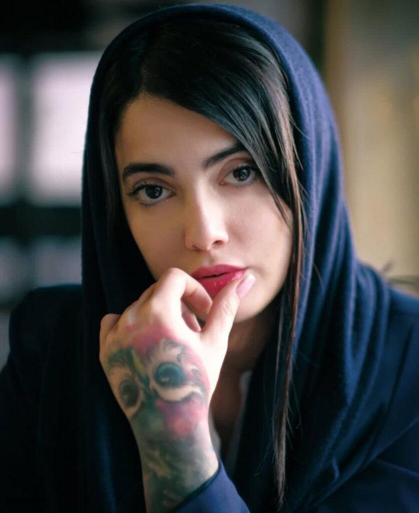 مائده هژبری مائده هژبری