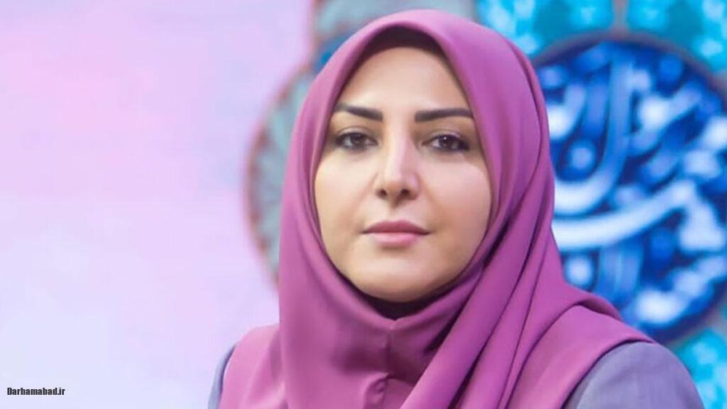 المیرا شریفیمقدم در حال بازی دارت