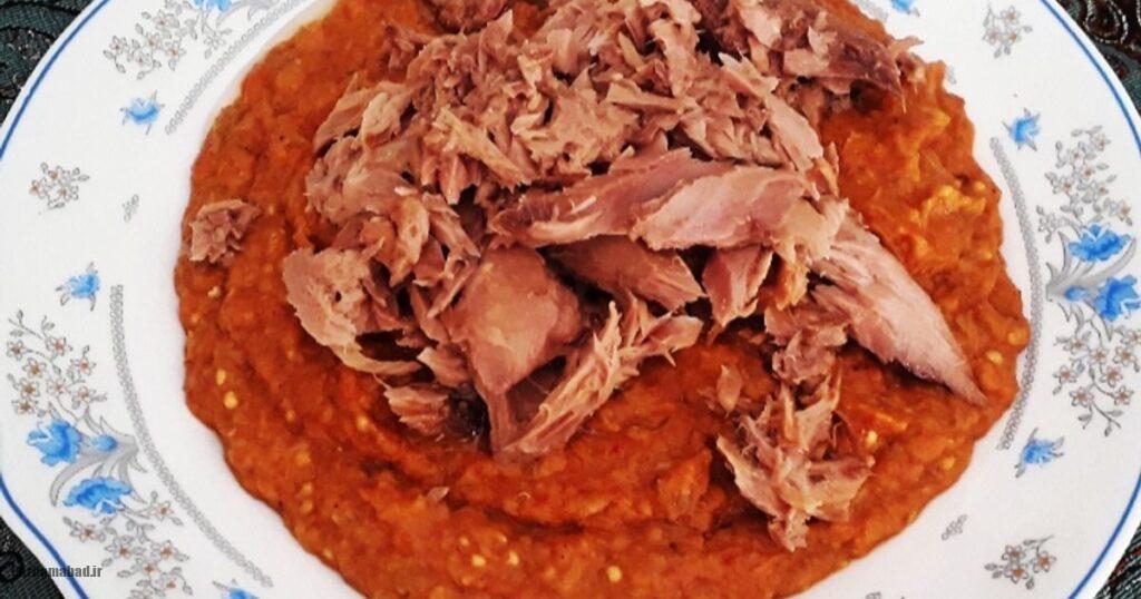 بادمجان و تن ماهی