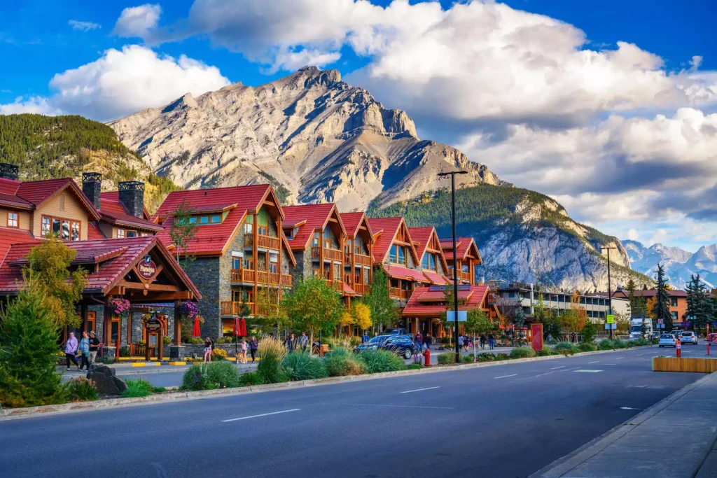 banff-national-park-canada4 جاذبههای طبیعی پارک بنف
