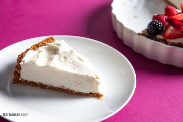 Refrigerated cheesecake with petit fours; instant homemade dessert