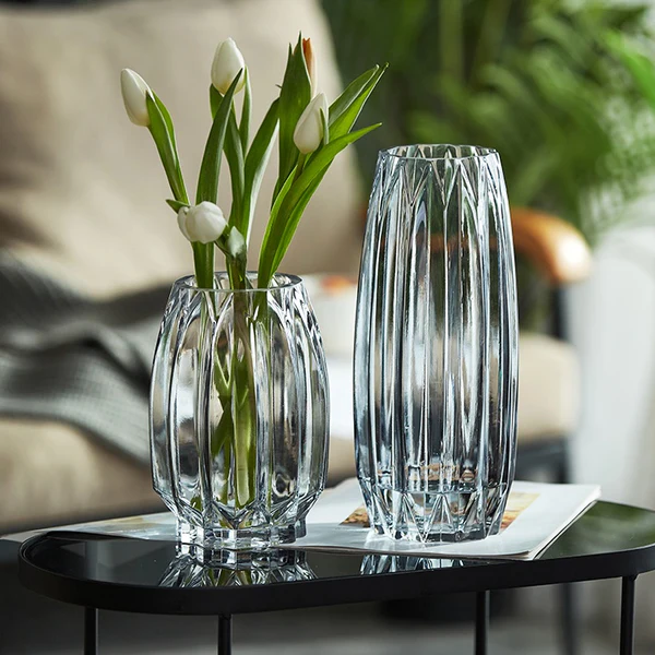 Glass vases4 گلدانهای شیشهای