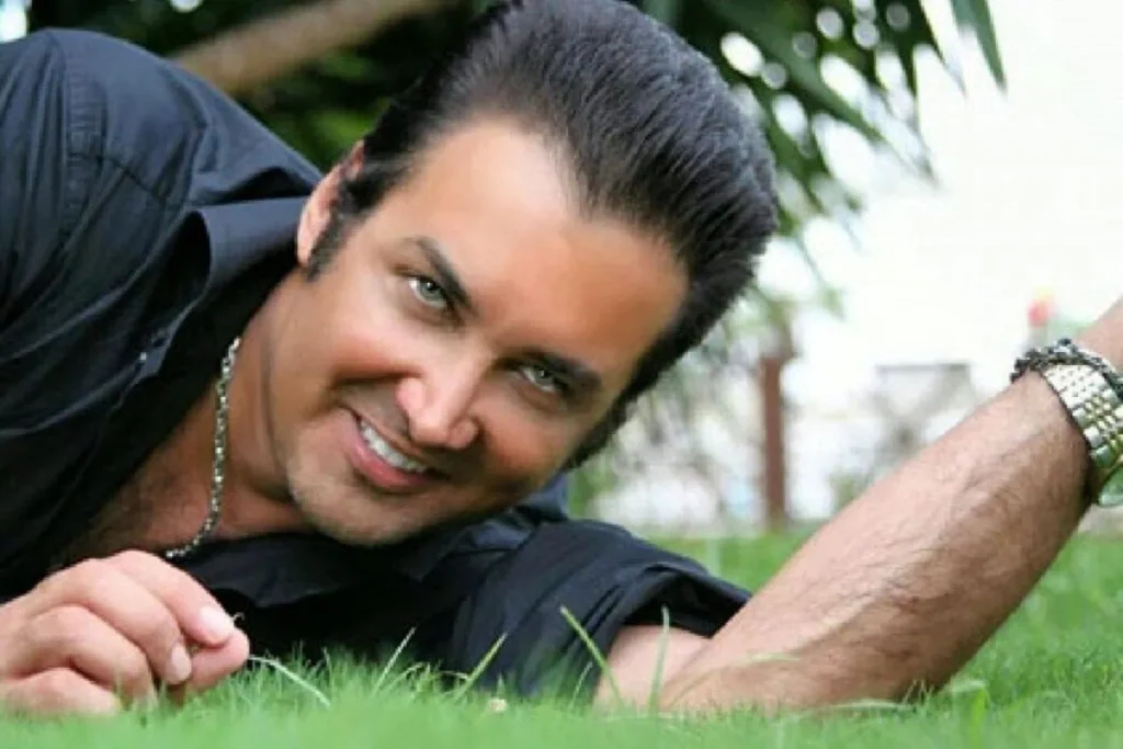 حسام نواب صفوی