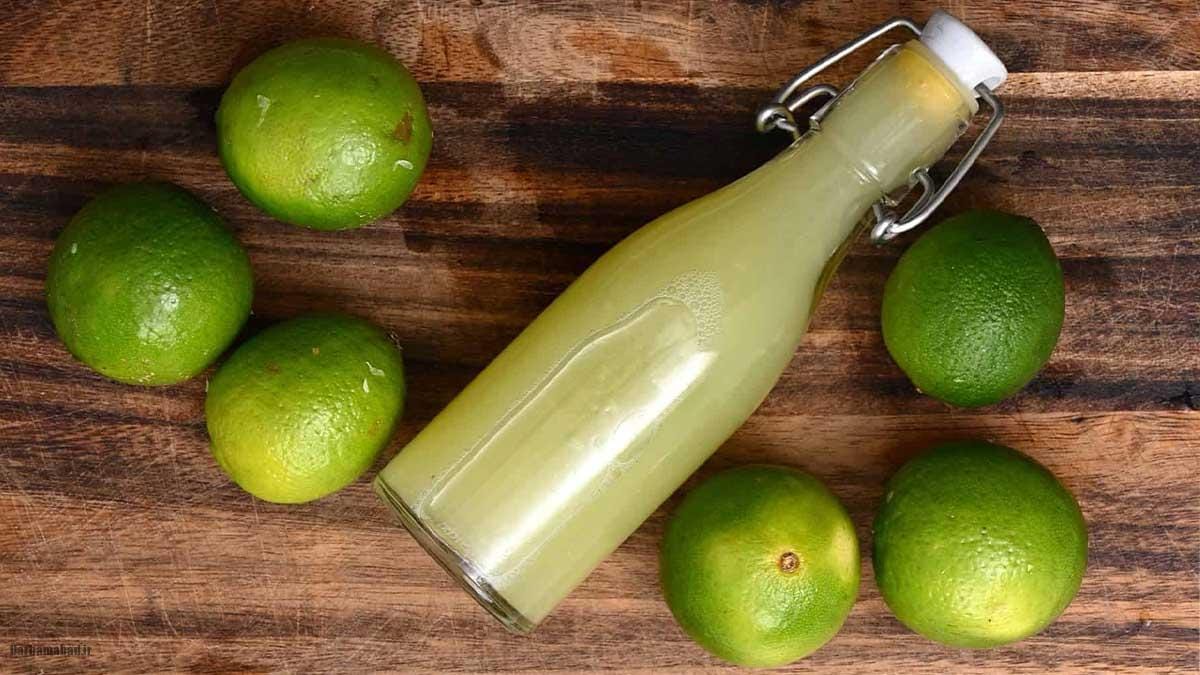 Homemade lemonade with fresh lemons; quick, healthy
