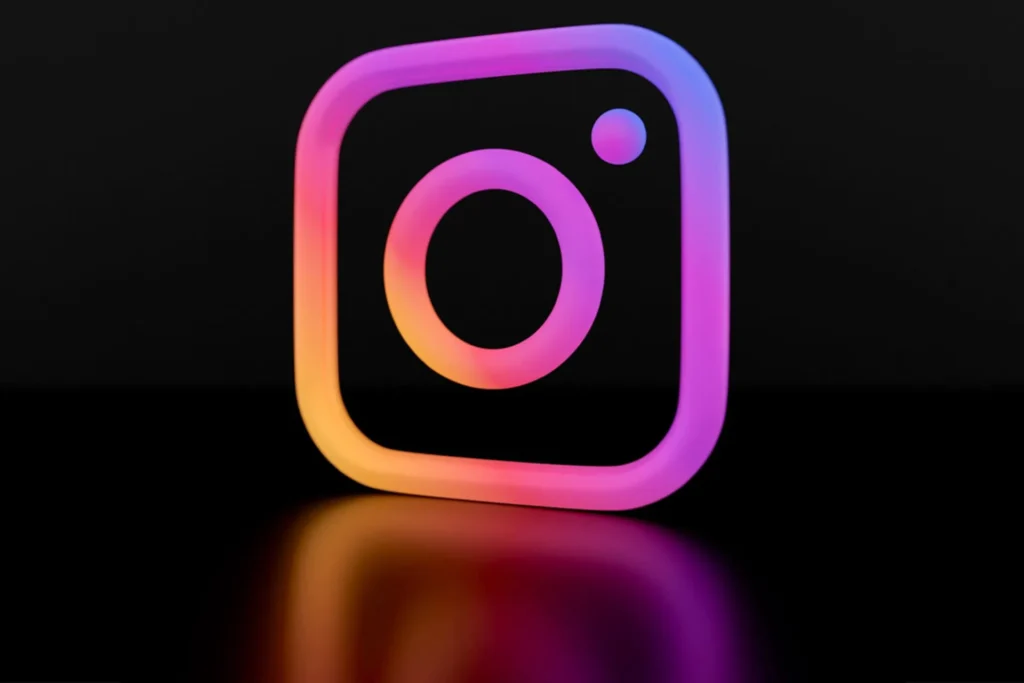 اثرات اینستاگرام بر سلامت روان