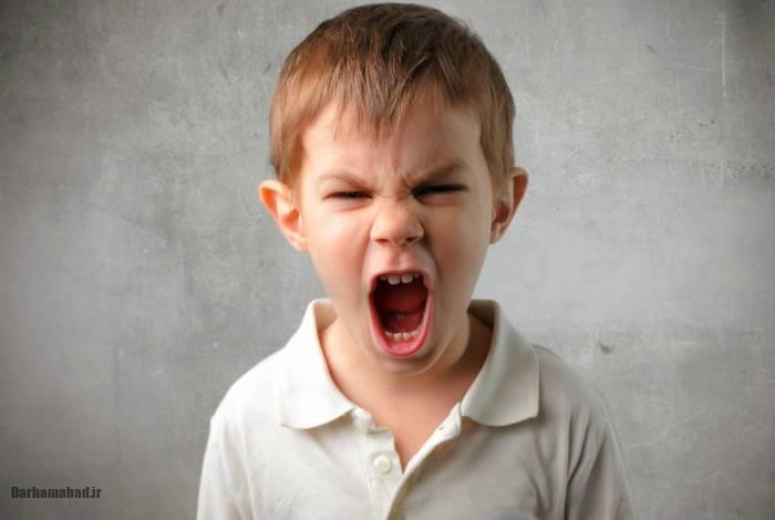 داد زدن کودک