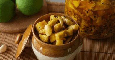 ۵ مرحله برای تهیه ترشی انبه