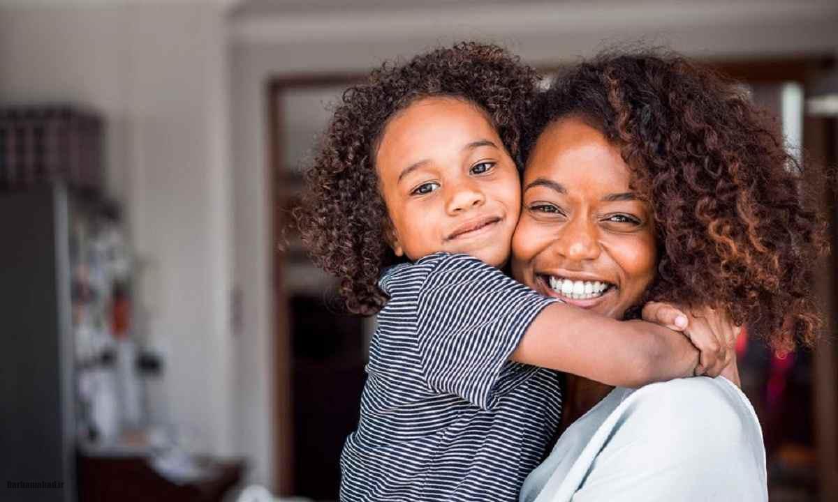 خانواده تک‌والدی دیجیتال‌محور