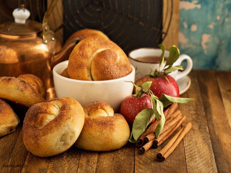 نان سیب و دارچین