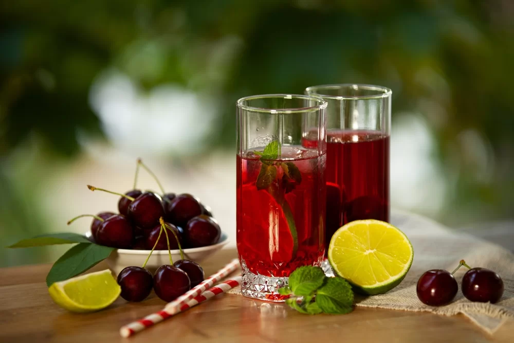 شربت آلبالو شربت آلبالو